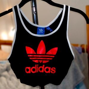 Adidas sports top or crop top!